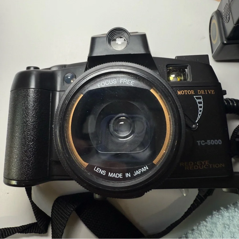 Vintage Canon TC-5000 35mm Film Camera w/extended/Lens “UNTESTED” Buy As Is !!